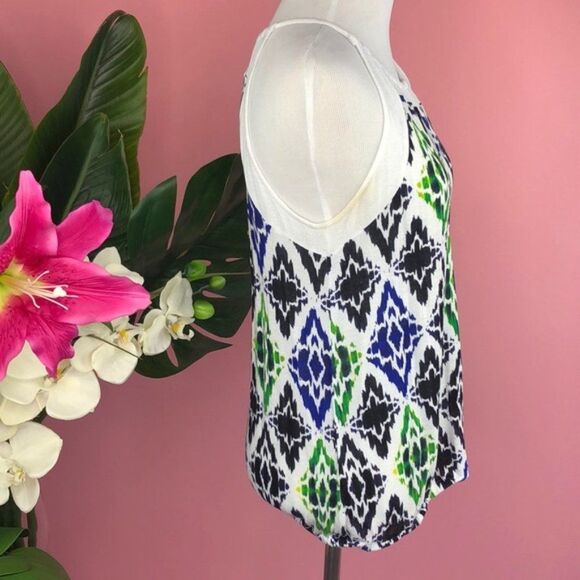 Ann Taylor White Multi IKat Printed Keyhole Top - Picture 5 of 8